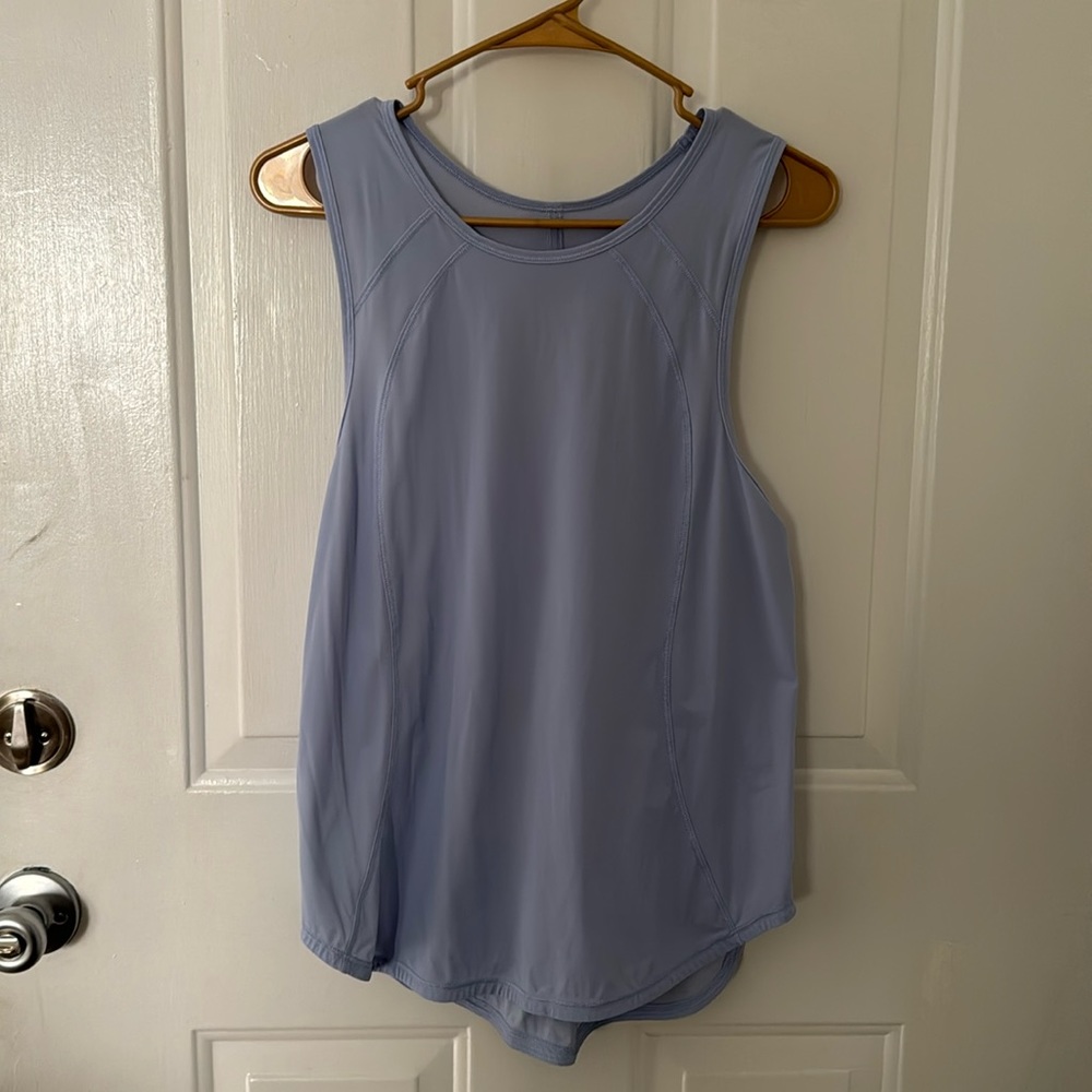 Lululemon tank